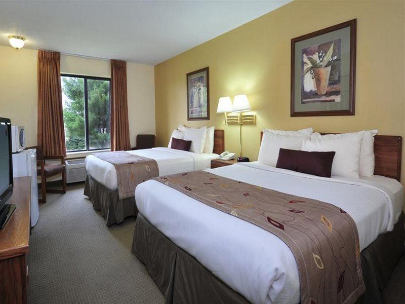 Hotel Ramada By Wyndham Wisconsin Dells I-90 Exterior foto