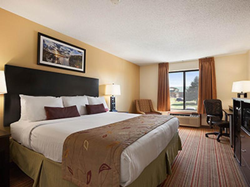 Hotel Ramada By Wyndham Wisconsin Dells I-90 Exterior foto