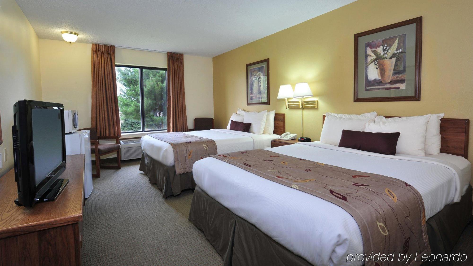Hotel Ramada By Wyndham Wisconsin Dells I-90 Habitación foto